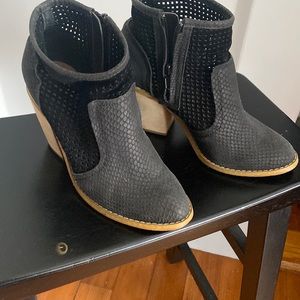 Kelsi Dagger Booties